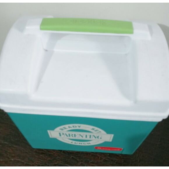 Rubbermaid Vintage Sidekick Neon Green Mini Cooler Lunch Box Model 176607 - Picture 2 of 6